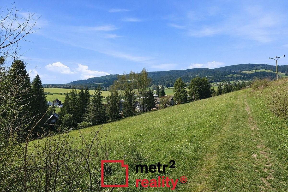Prodej stavebního pozemku 713 m² – fotografie 3