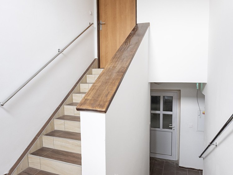 Prodej komerčního prostoru, 1 580 m² (22 z 45)