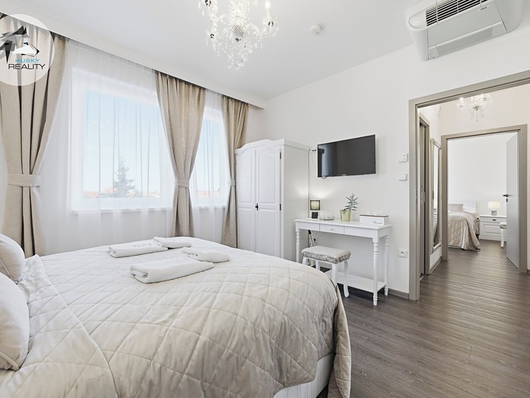 Prodej komerčního prostoru, 319 m² (25 z 80)