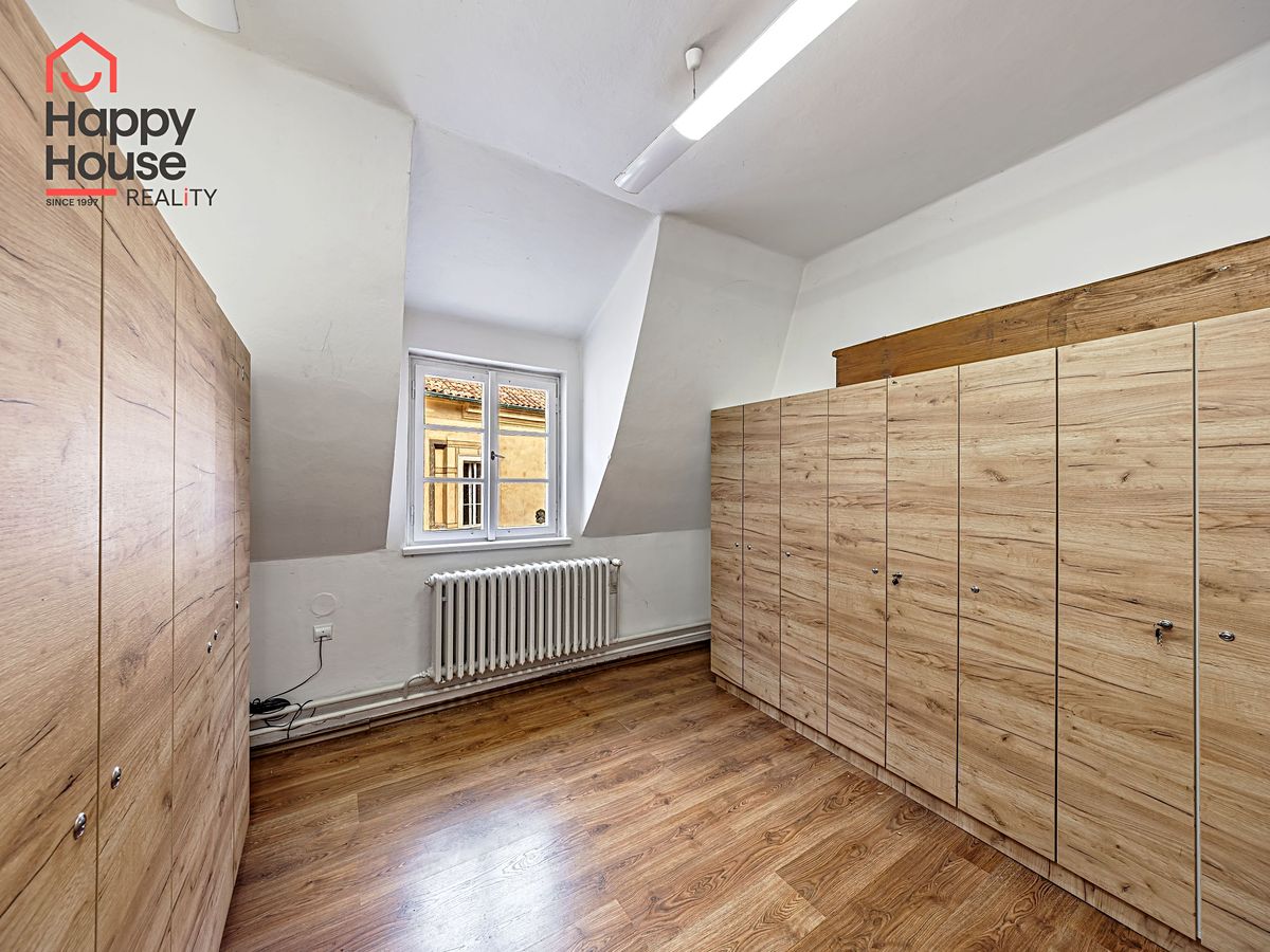Pronájem kanceláře 32 m² – fotografie 3