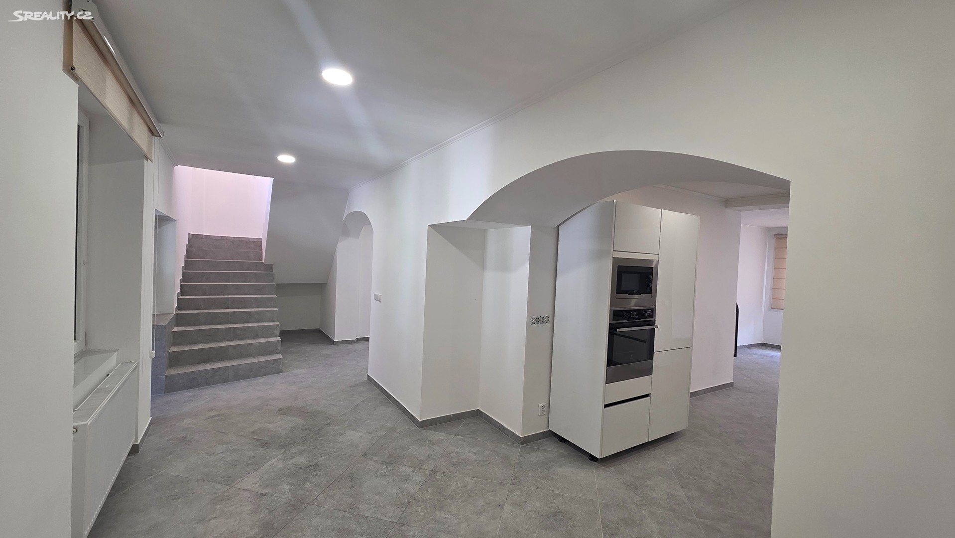 Prodej  rodinného domu 254 m², pozemek 298 m², Smečno