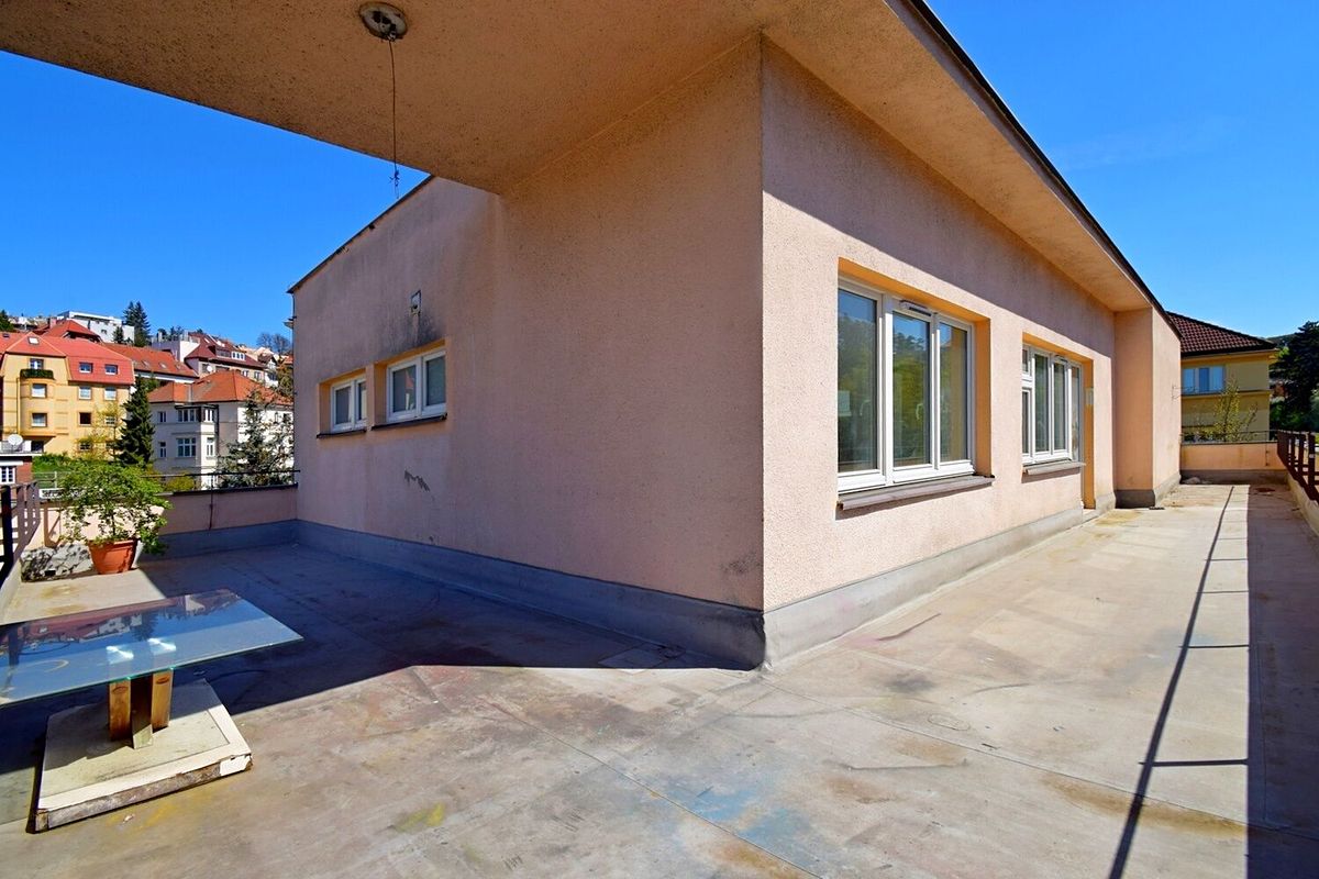 Pronájem bytu 3+1 115 m² (Jednopodlažní)
