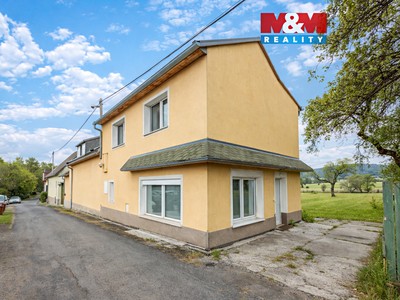 Prodej  rodinného domu 182 m², pozemek 1 377 m²