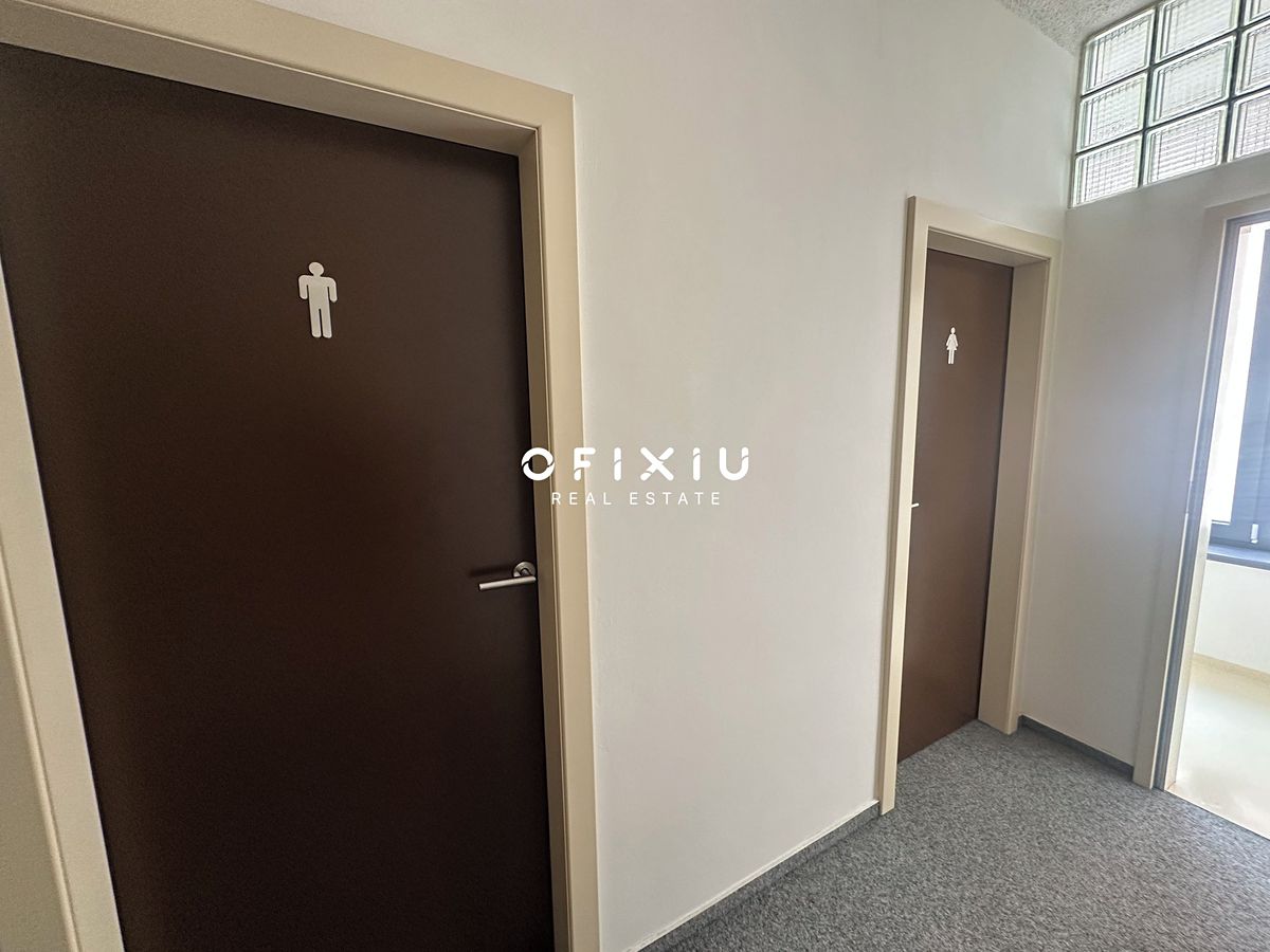 Pronájem kanceláře 30 m² – fotografie 3