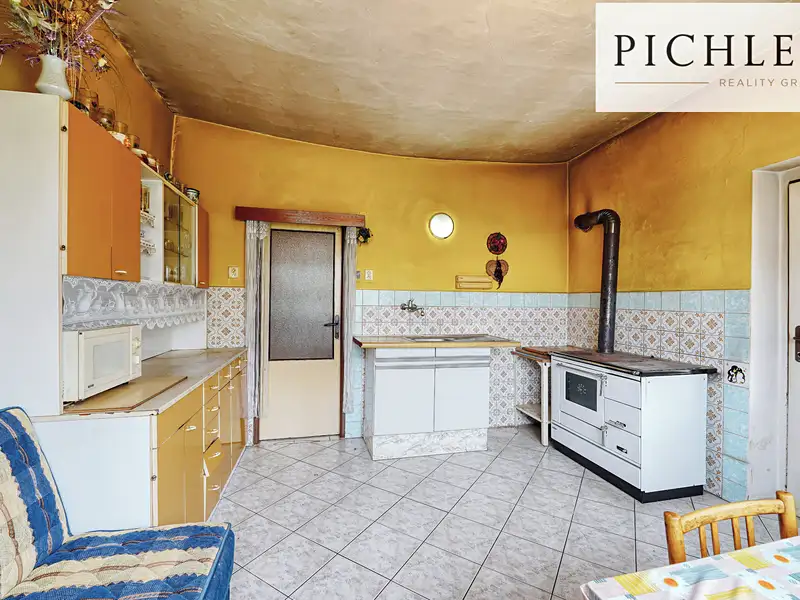 Prodej rodinného domu 417 m², pozemek 3580 m², Zahrádka – náhled fotky 3