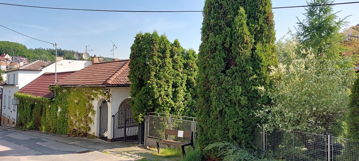 Prodej rodinného domu 300 m², pozemek 435 m² – fotografie 3