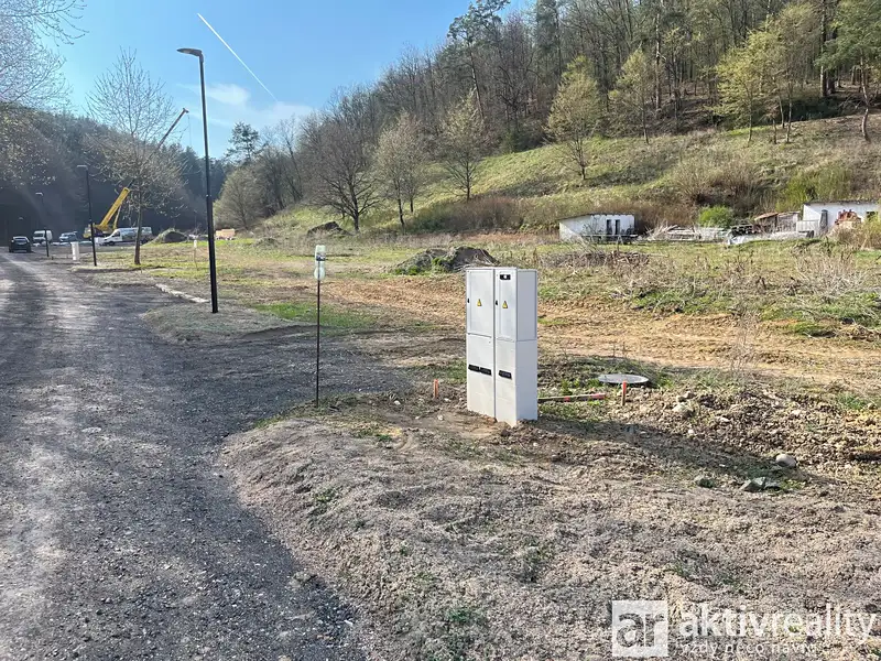 Prodej stavebního pozemku 1580 m², Medonosy – náhled fotky 3