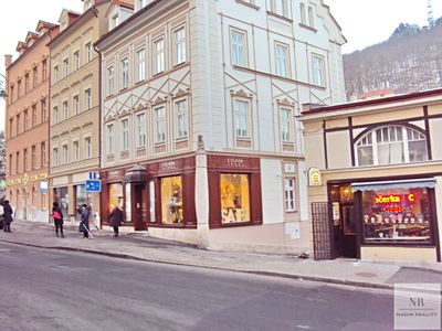 Pronájem obchodního prostoru 153 m²