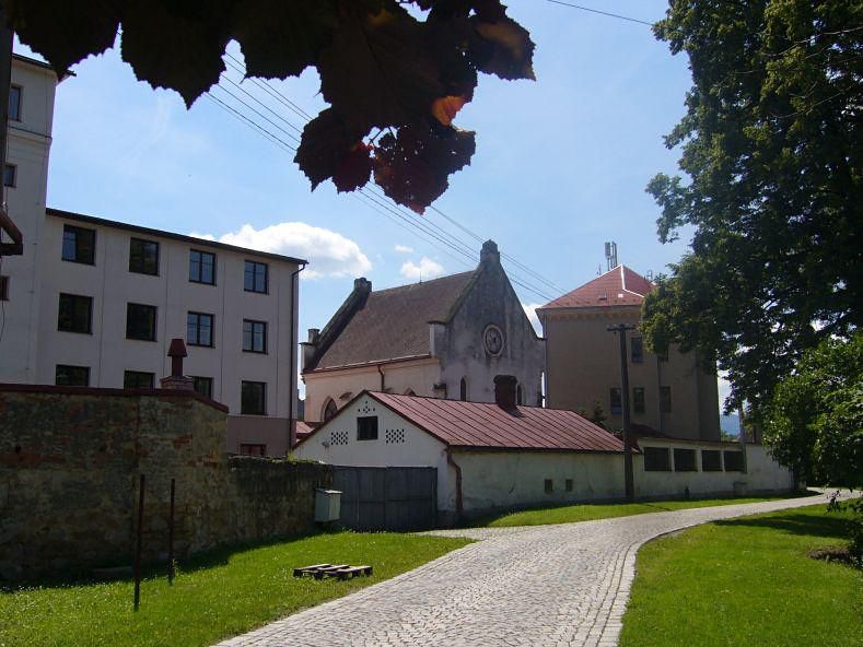 Prodej komerční nemovitosti 4169 m²