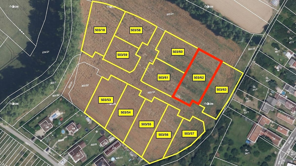 Prodej stavebního pozemku 1390 m² – fotografie 2