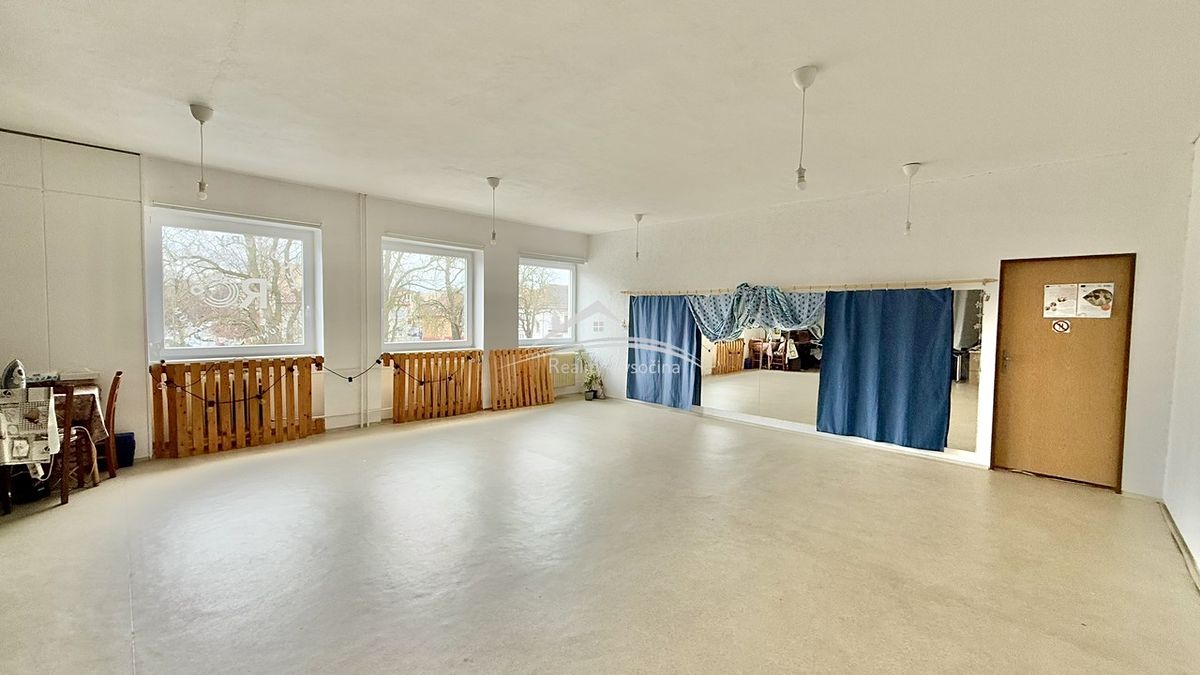Pronájem obchodního prostoru 115 m²
