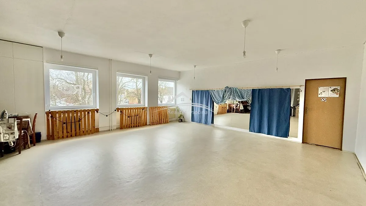 Pronájem obchodního prostoru 115 m²
