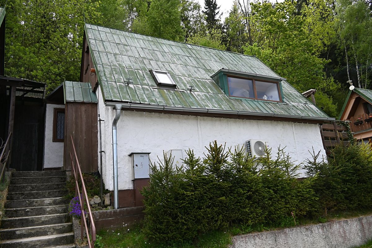 Prodej chaty 40 m², pozemek 113 m² – fotografie 2