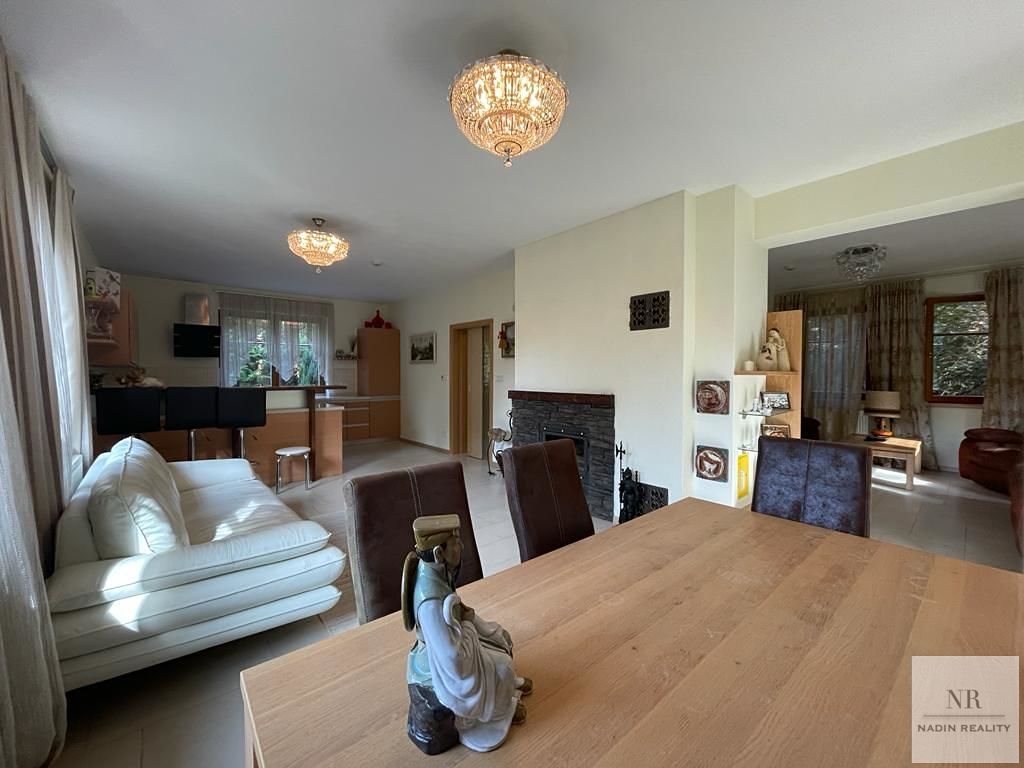 Prodej rodinného domu 170 m², pozemek 1178 m² – fotografie 5