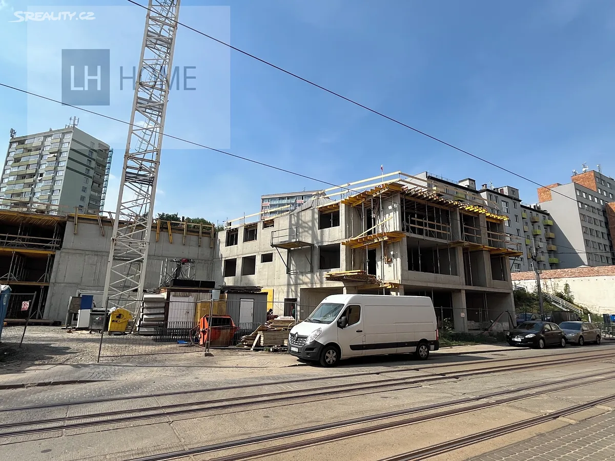 Prodej bytu 1+kk 46 m² – pohled 3
