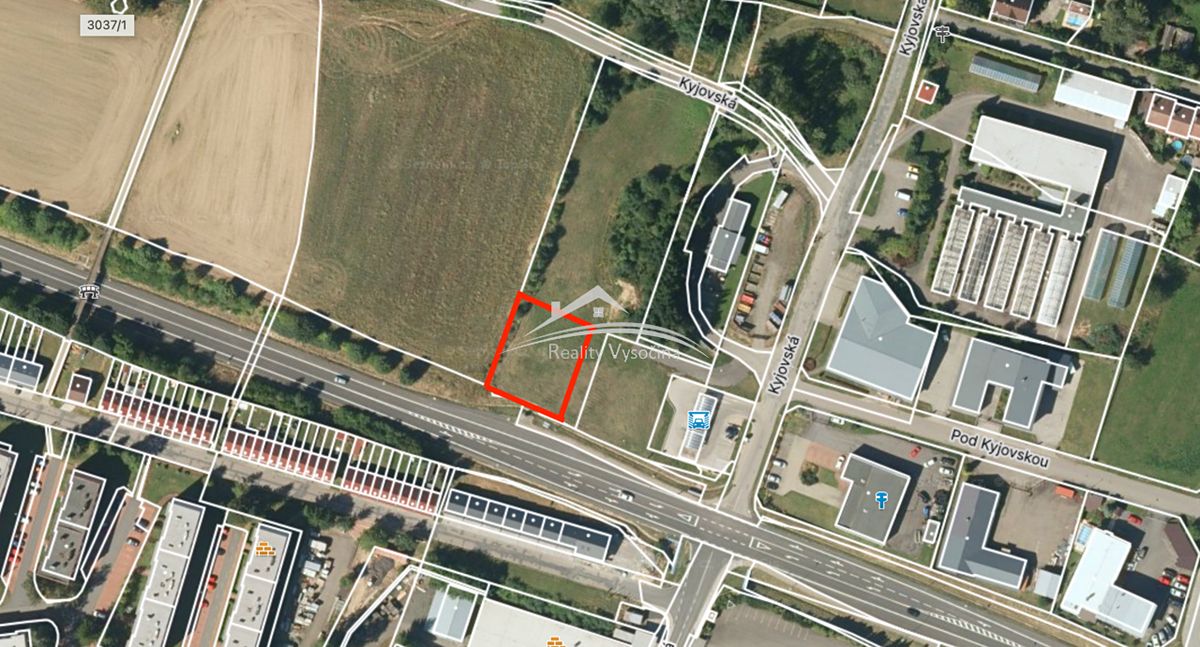 Pronájem komerčního pozemku 1000 m² – fotografie 2