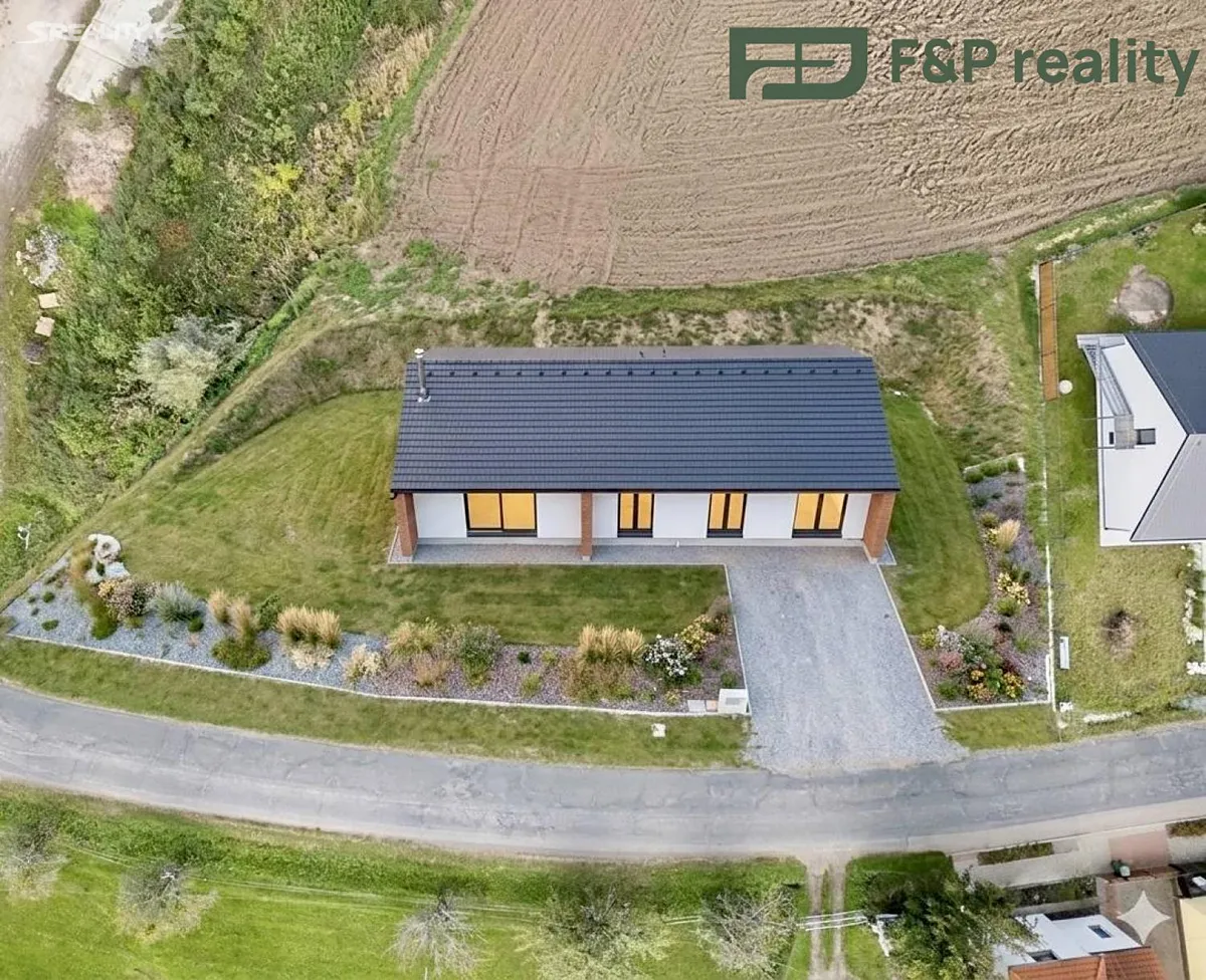 Prodej rodinného domu 115 m², pozemek 900 m² – pohled 2