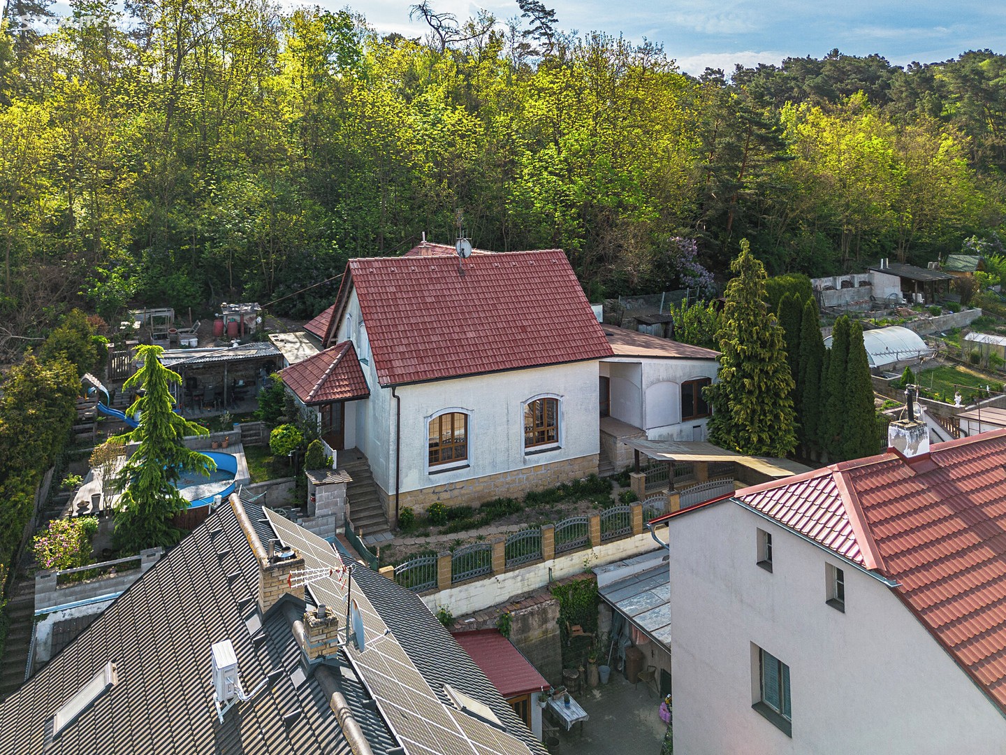 Prodej  rodinného domu 341 m², pozemek 474 m² – pohled 3