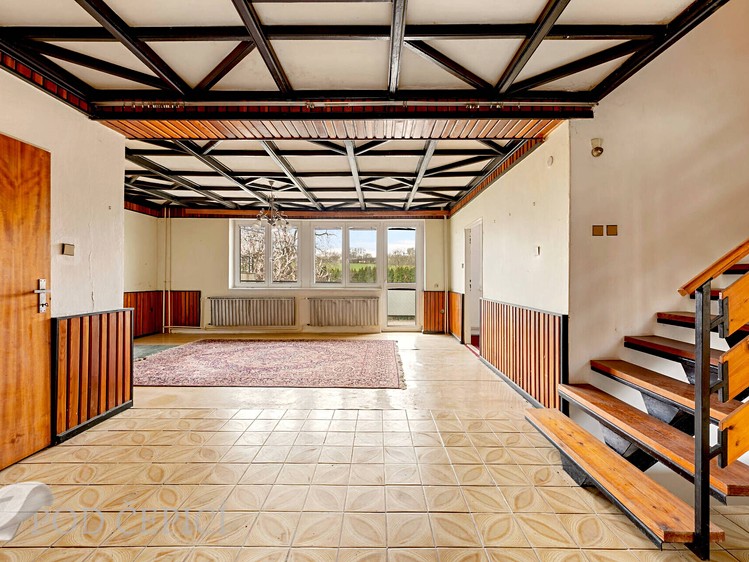 Prodej domu, 225 m² (7 z 23)