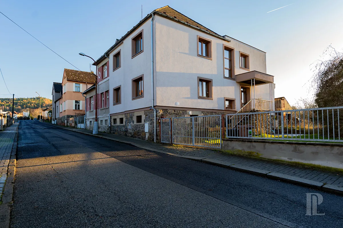 Prodej rodinného domu 335 m², pozemek 752 m²