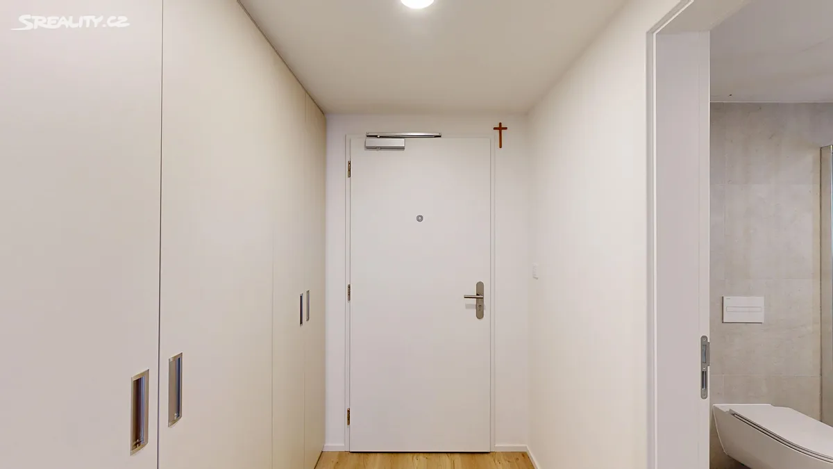 Pronájem bytu 1+kk 29 m² – pohled 4