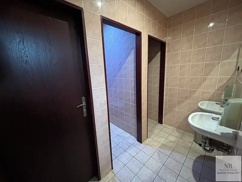 Prodej ubytovacího zařízení 2600 m², Karlovy Vary – náhled fotky 3