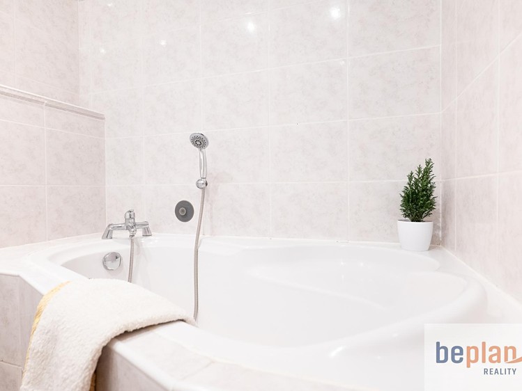 Prodej bytu 3+kk, 73 m² (6 z 17)