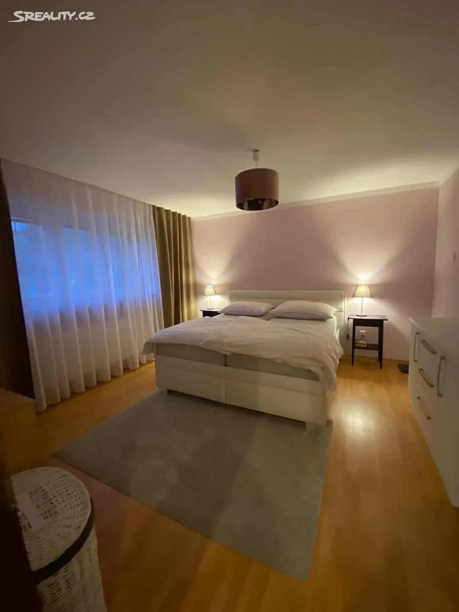 Prodej bytu 3+kk 72 m² – další