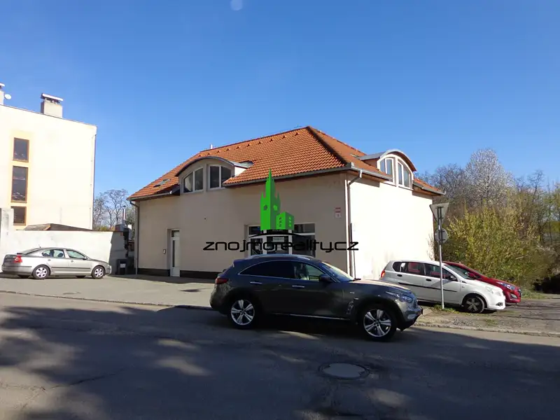 Prodej rodinného domu 300 m², pozemek 400 m², Gagarinova, Znojmo