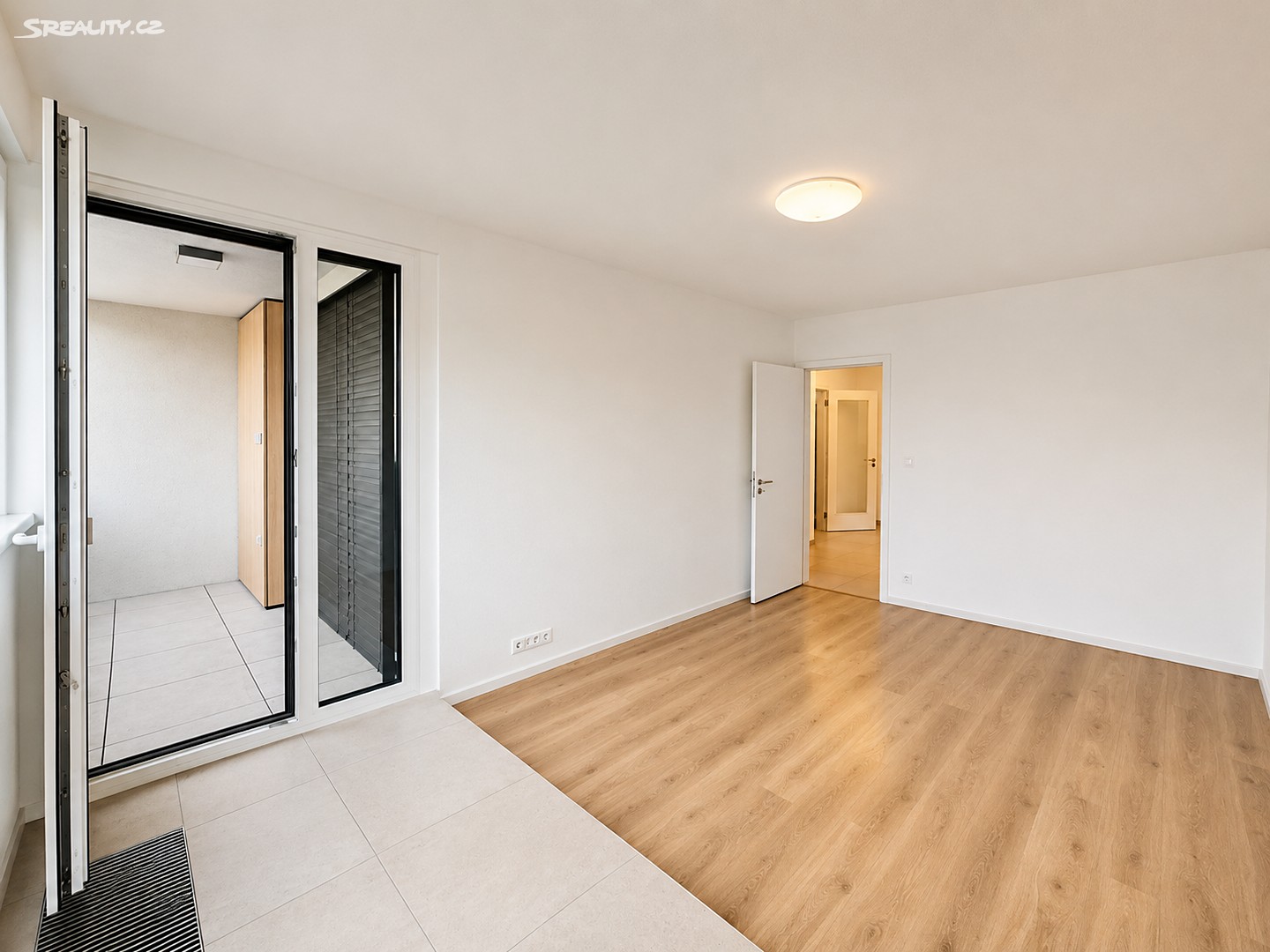 Prodej bytu 2+1 57 m² (Jednopodlažní) – pohled 2