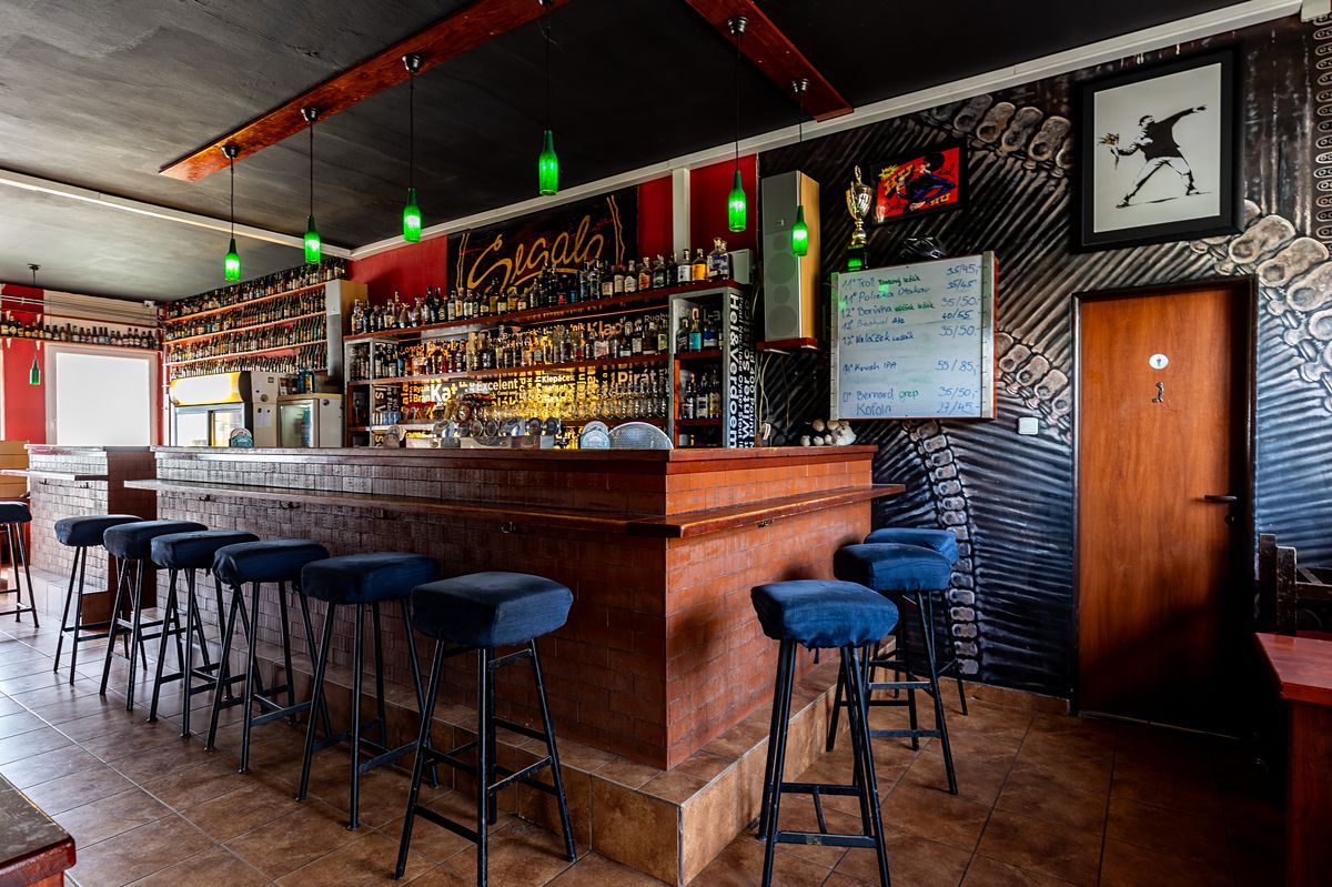 Prodej restaurace 153 m² – fotografie 3