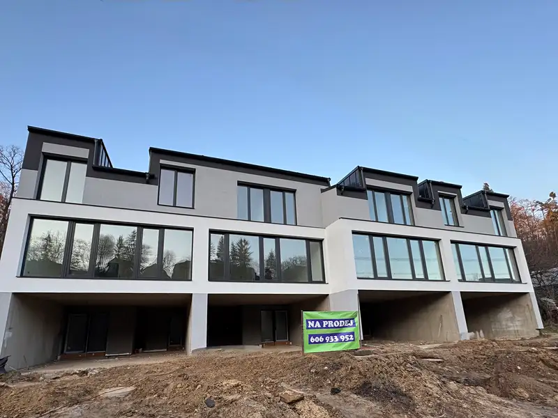 Prodej rodinného domu 160 m², pozemek 360 m², Bělá pod Bezdězem – náhled fotky 1