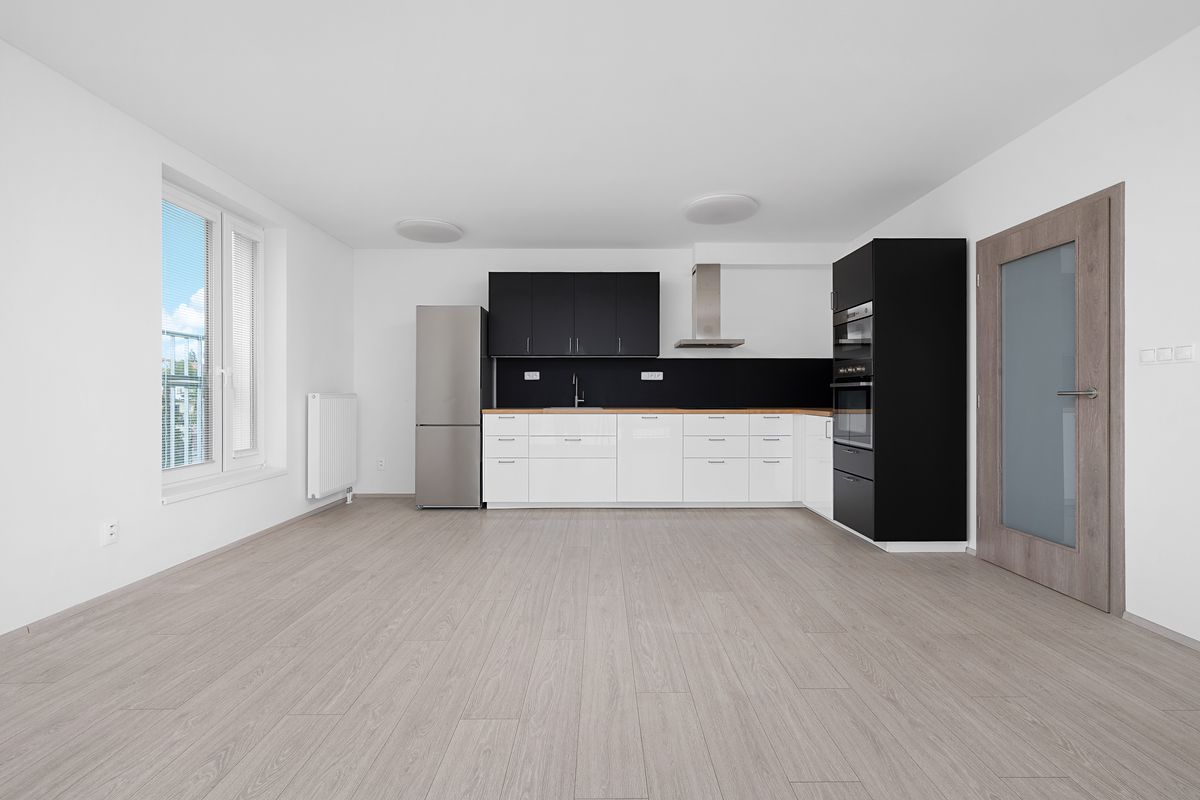 Pronájem bytu 3+kk 75 m² (Jednopodlažní)