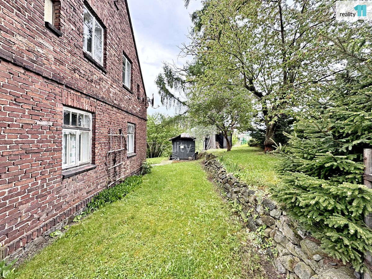 Prodej rodinného domu 186 m², pozemek 788 m² – fotografie 3