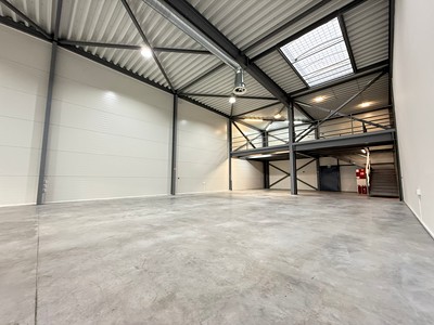 Pronájem skladového prostoru 880 m² — photo 4