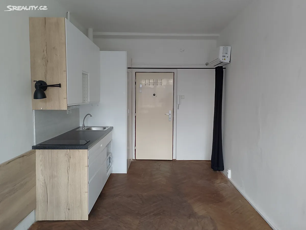 Pronájem bytu 1+kk 29 m² – pohled 3