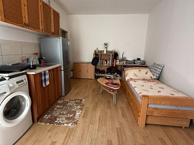 Pronájem bytu 1+kk 28 m²