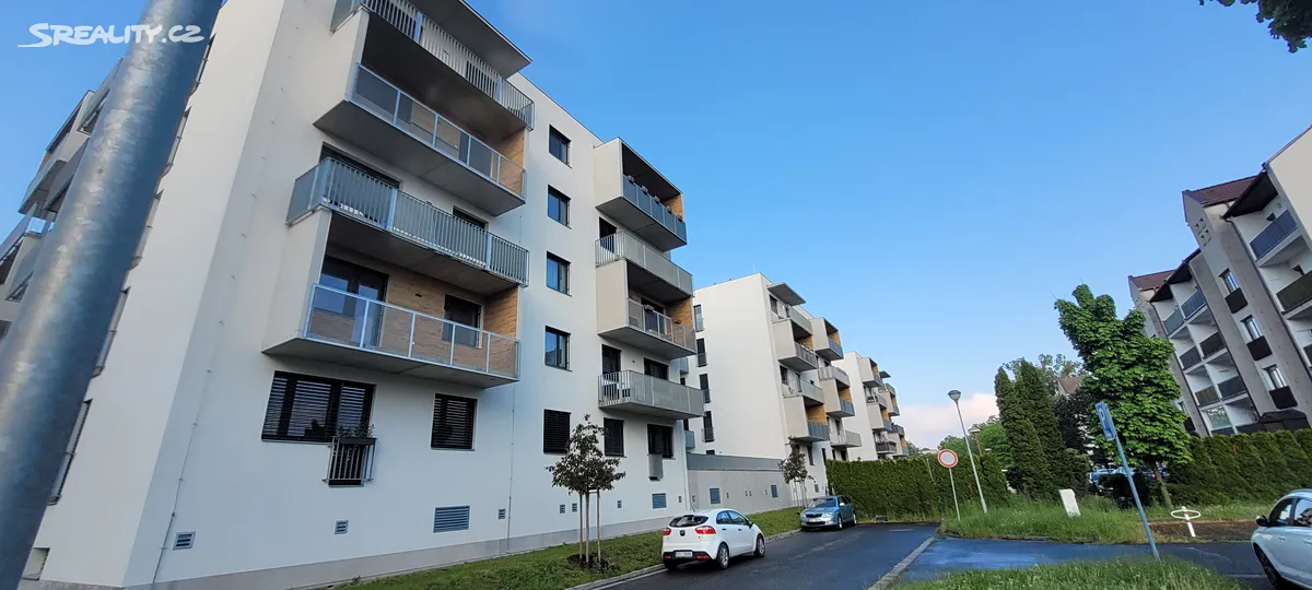 Pronájem bytu 2+kk 52 m², Nerudova