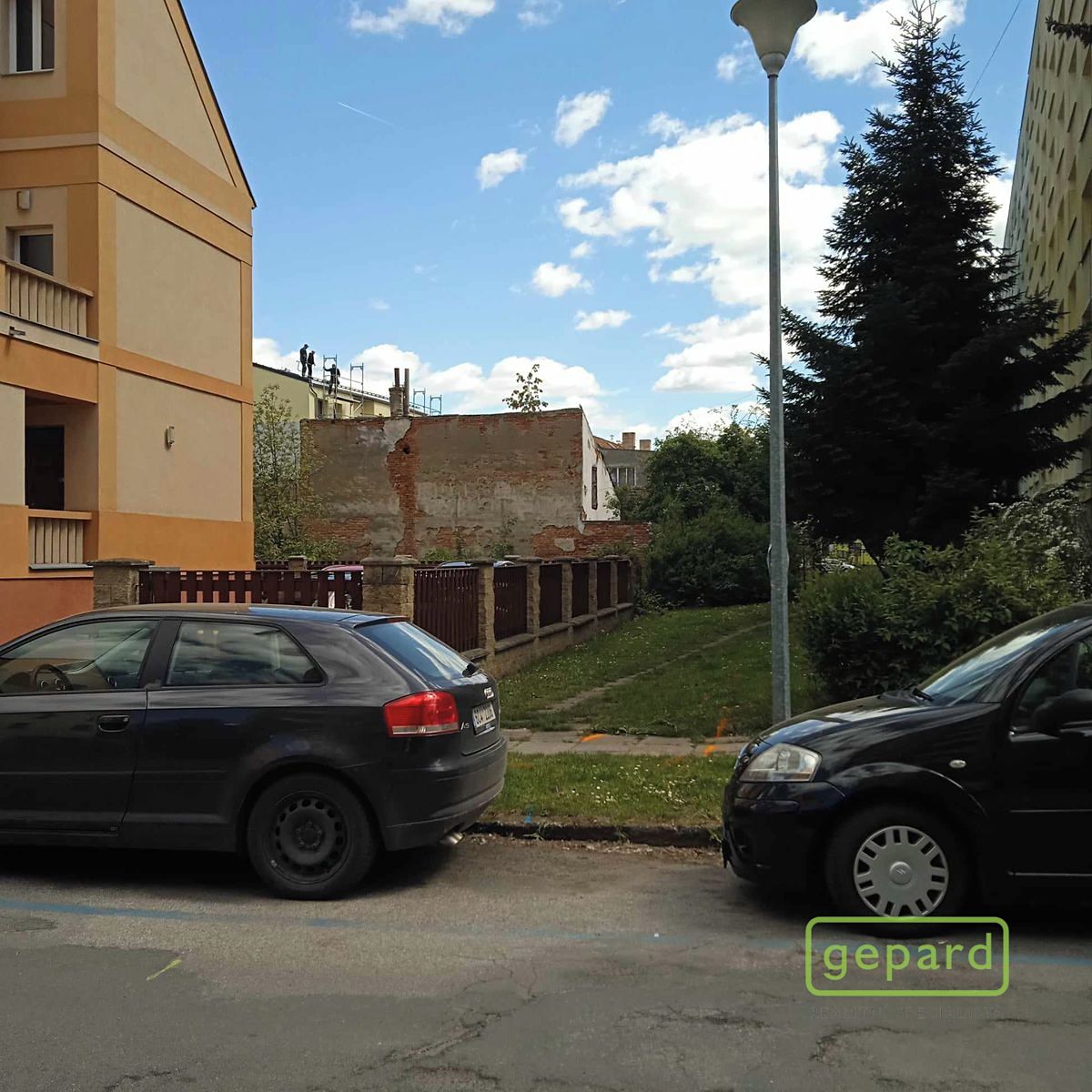 Prodej stavebního pozemku 241 m² – fotografie 3