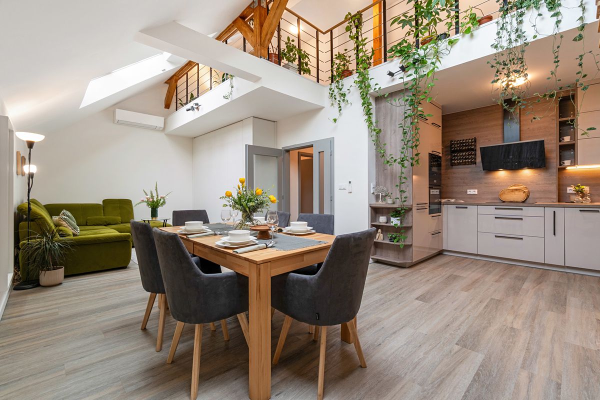 Prodej bytu 1+kk 77 m² (Loft)