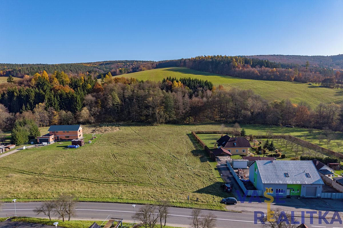 Prodej stavebního pozemku 1000 m² – fotografie 3