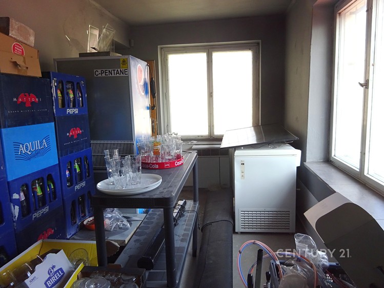 Pronájem komerčního prostoru, 253 m² (16 z 23)