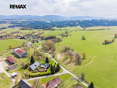 Prodej  stavebního pozemku 1 438 m²