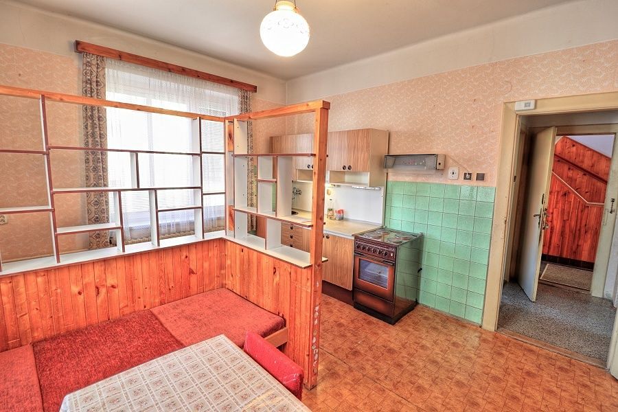Prodej rodinného domu 220 m², pozemek 239 m² – fotografie 5