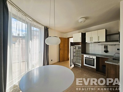 Pronájem bytu atypické 66 m²