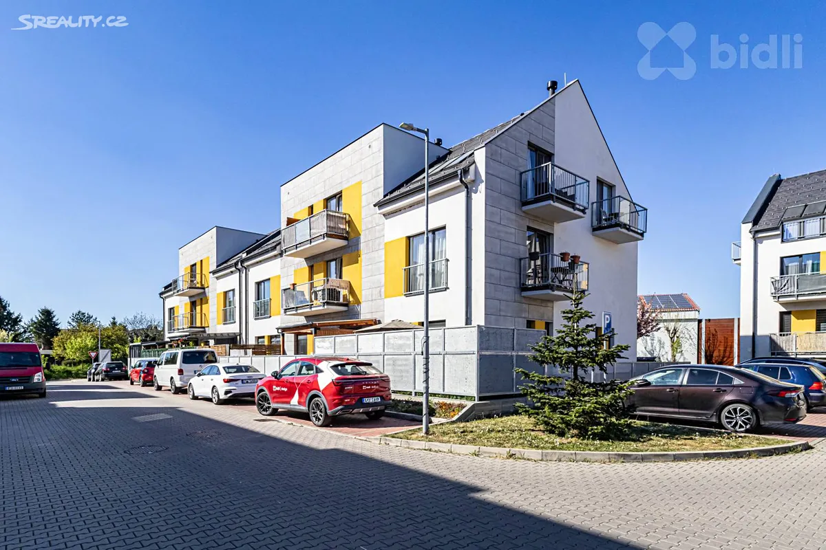 Prodej bytu 2+kk 60 m², Klíčany