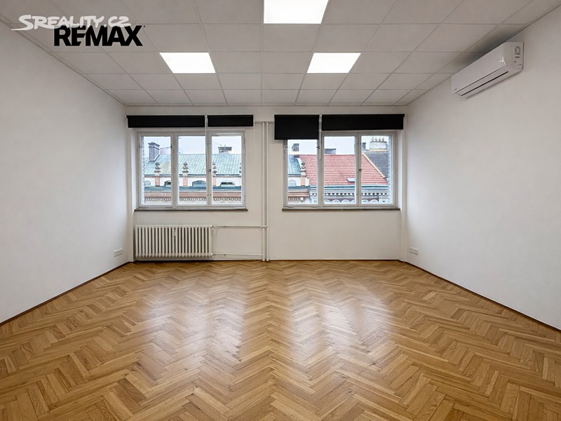 Pronájem kanceláře 66 m² - Widok 2