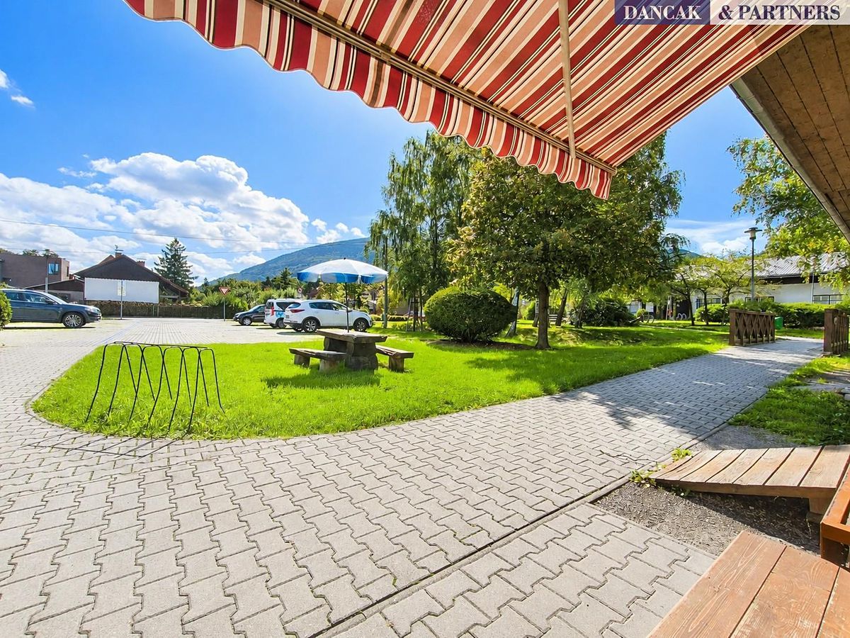 Prodej obchodního prostoru 50 m² – fotografie 3