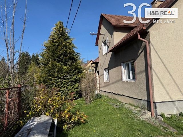 Prodej rodinného domu 190 m², pozemek 1022 m² – fotografie 2