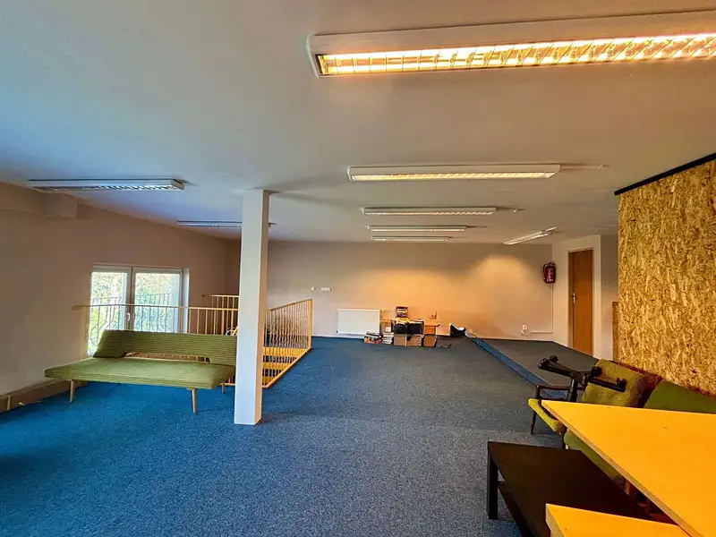 Pronájem obchodního prostoru 150 m², Praha – náhled fotky 2